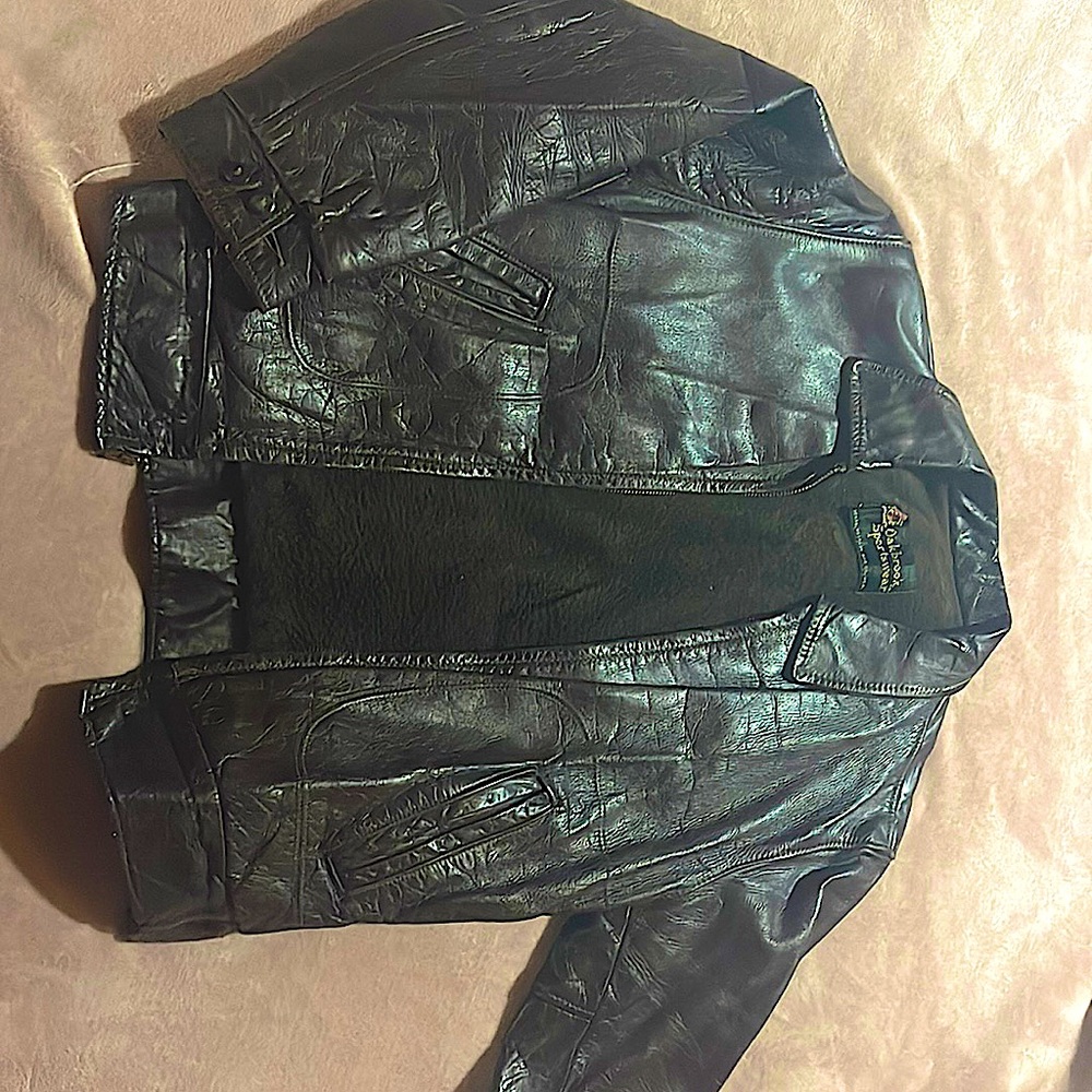 Authentic Sears and Roebuck Leather Coat!  Dark Red/Brown. Great condition. Pic